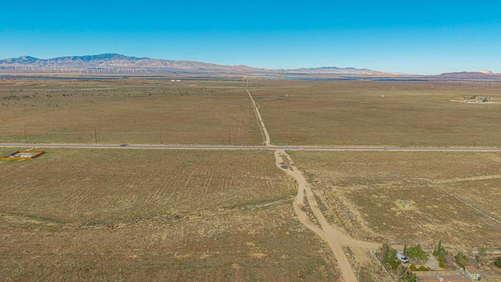 MLS #250045688SD image #11