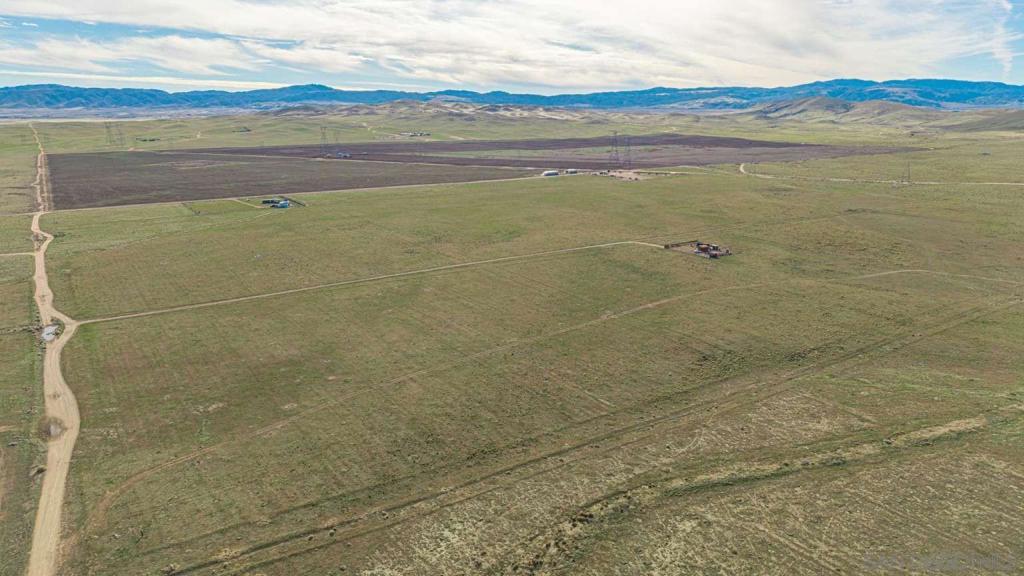 MLS #250045688SD image #16