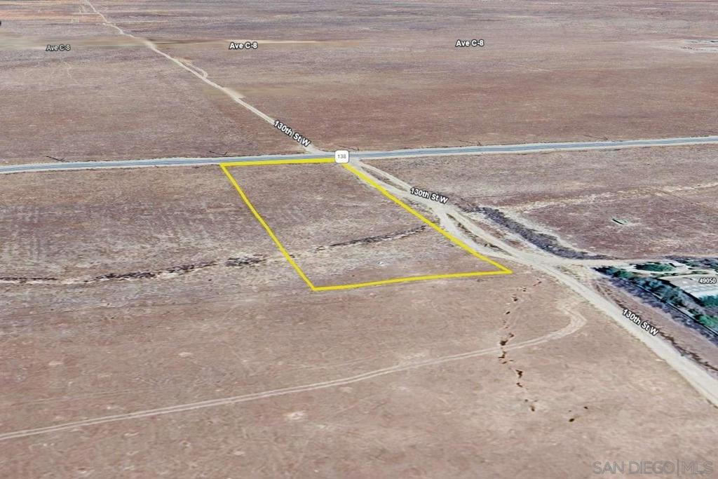 MLS #250045688SD image #32