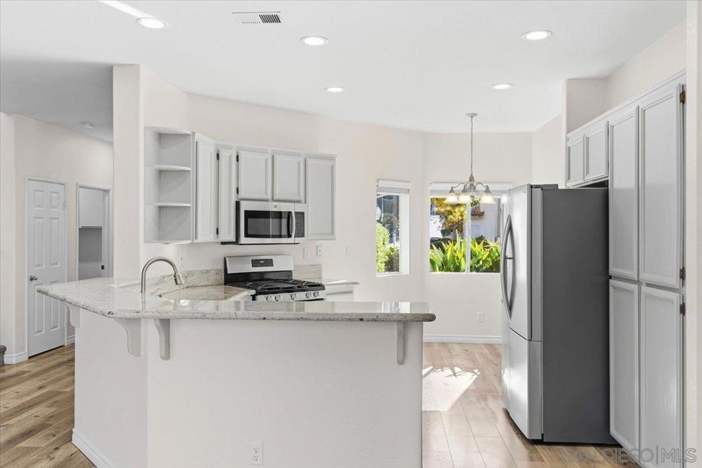 MLS #250045826SD image #7