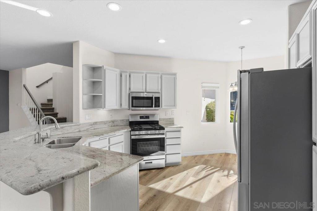 MLS #250045826SD image #8