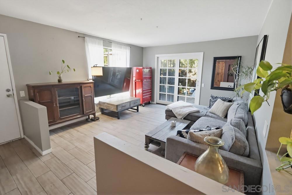 MLS #250045827SD image #10