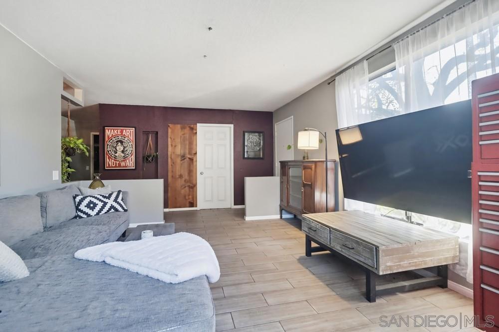 MLS #250045827SD image #12