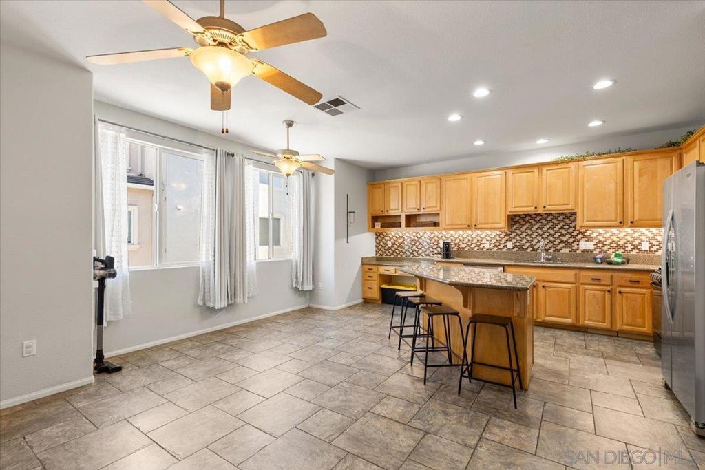 MLS #250045828SD image #1