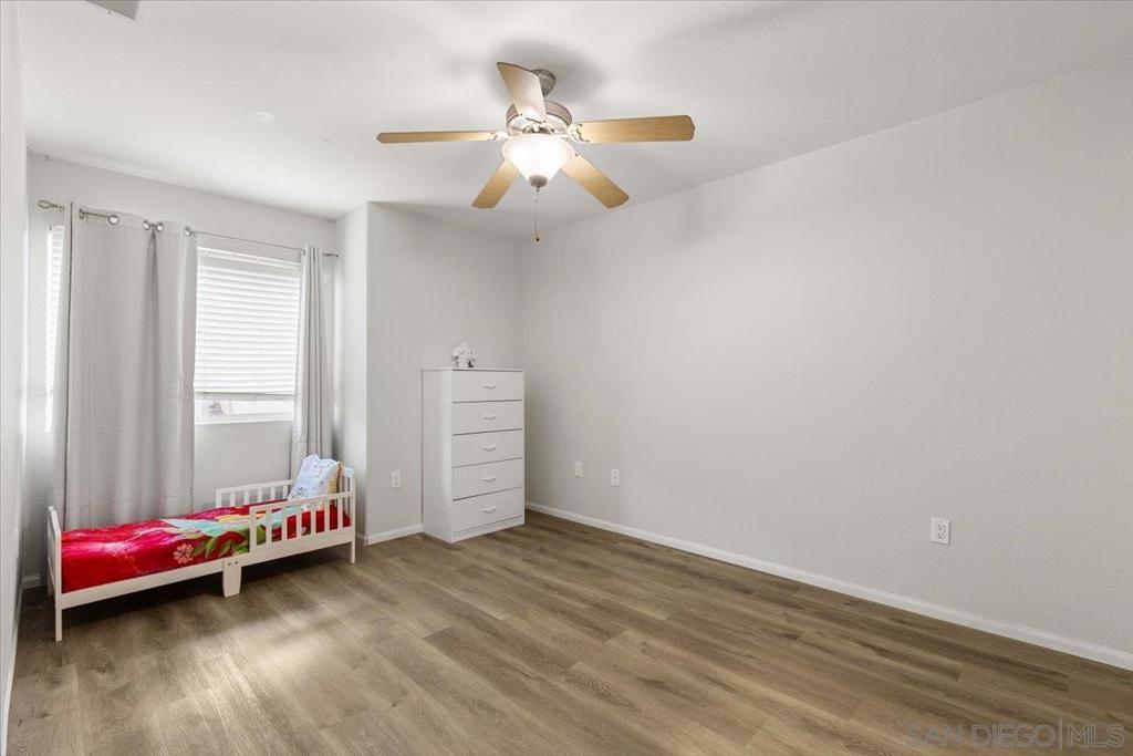 MLS #250045828SD image #10