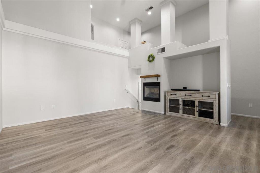 MLS #250045828SD image #5