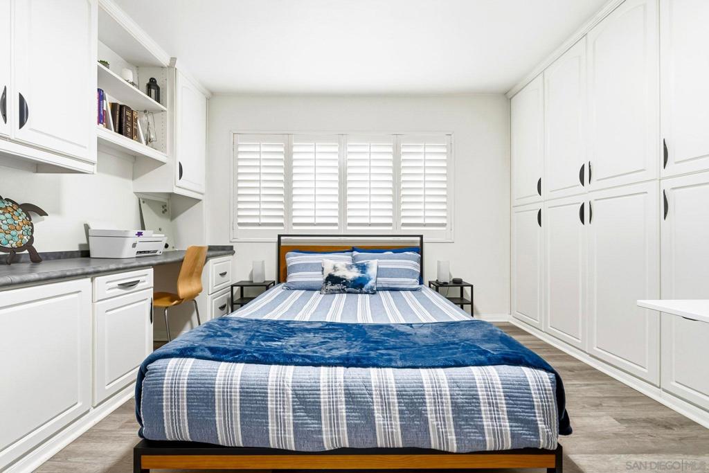 MLS #250045837SD image #16