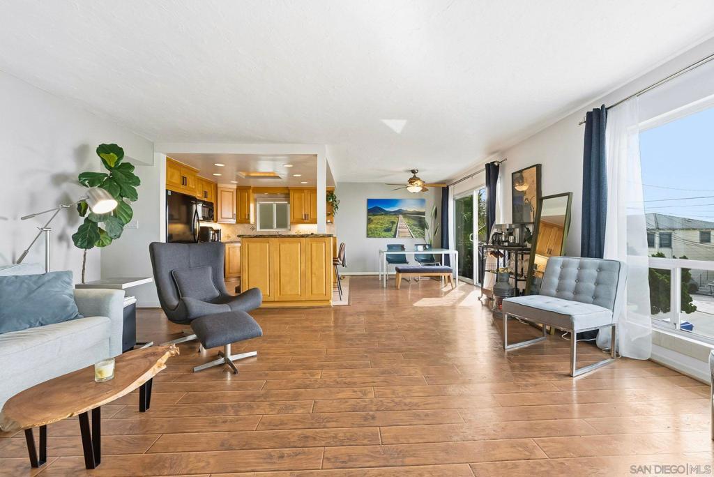 MLS #250045837SD image #4