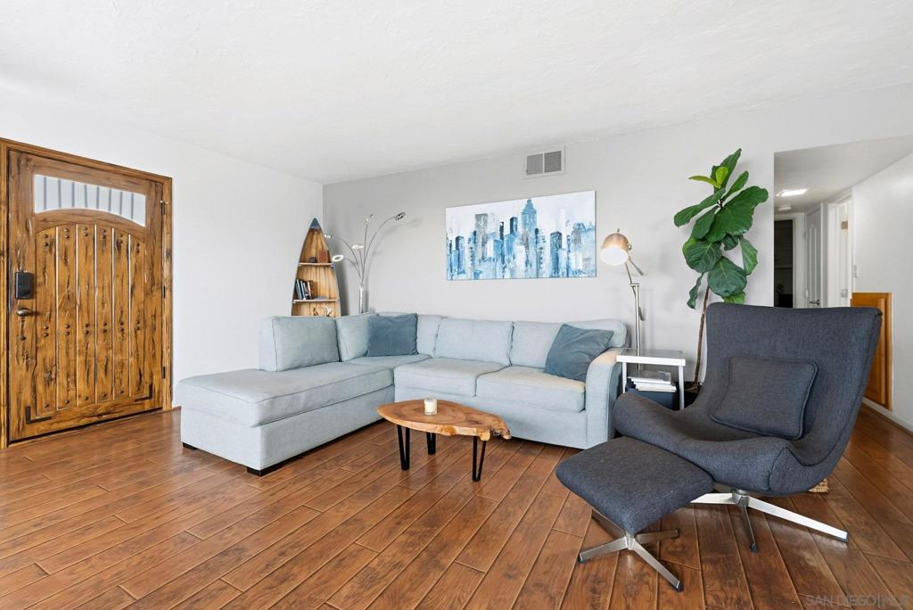 MLS #250045837SD image #5