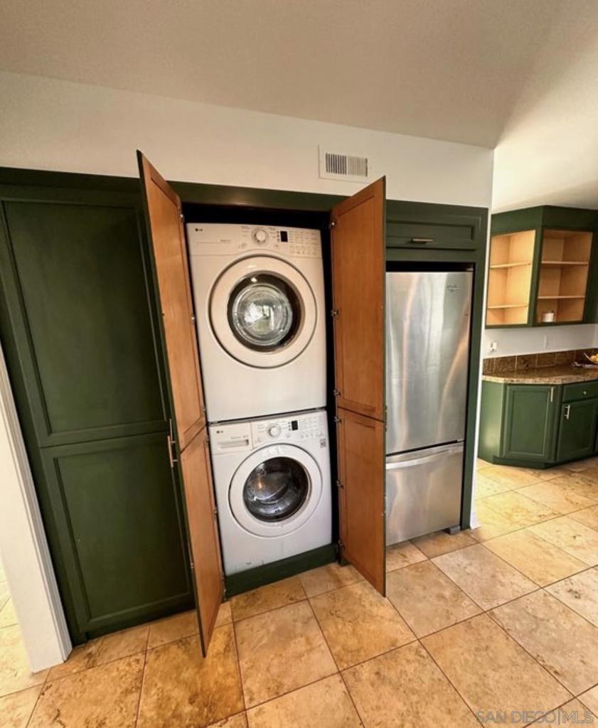 MLS #250045880SD image #14