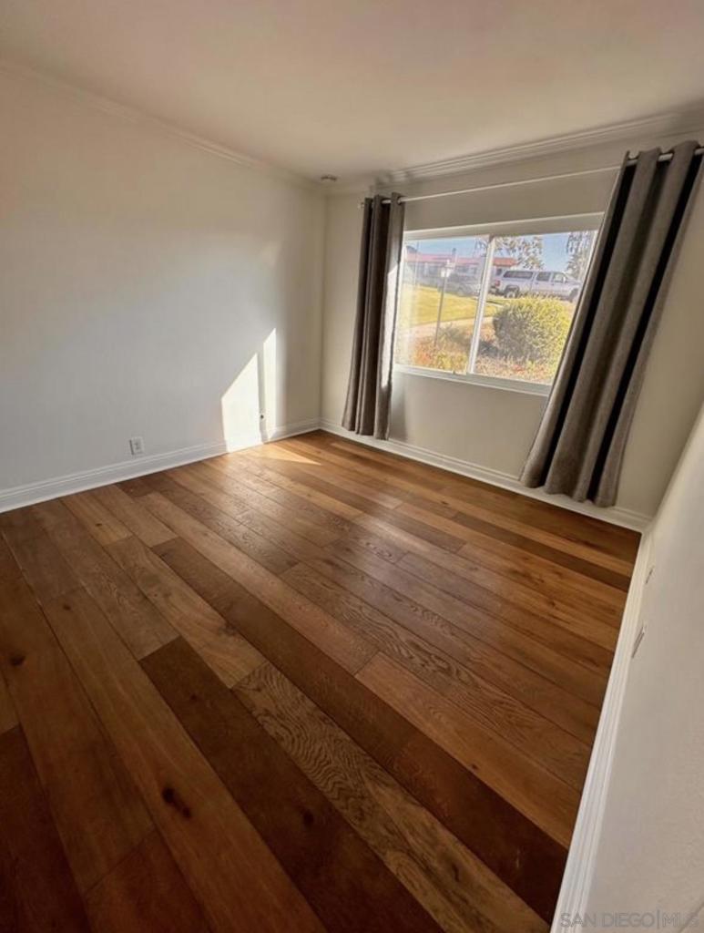 MLS #250045880SD image #23