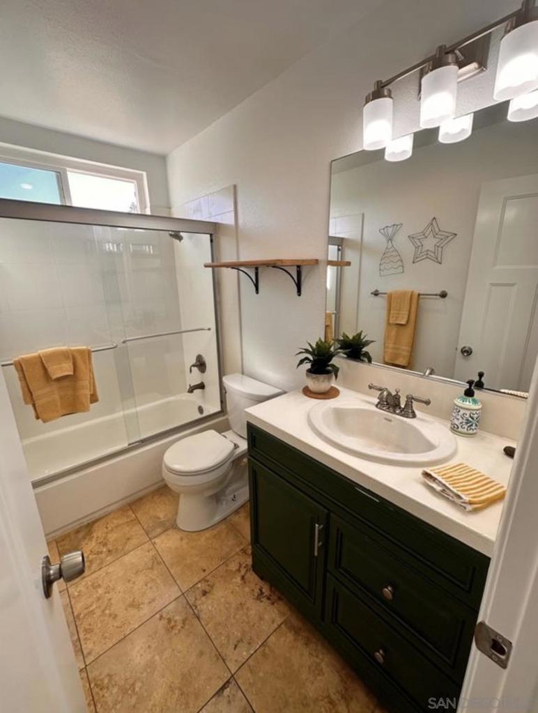 MLS #250045880SD image #26