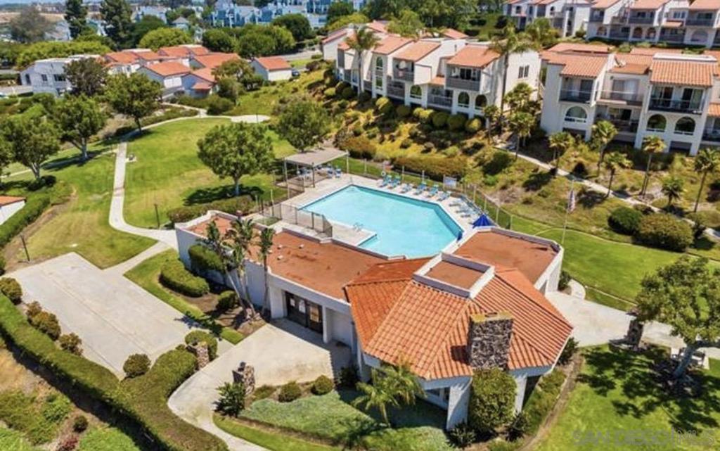 MLS #250045880SD image #37