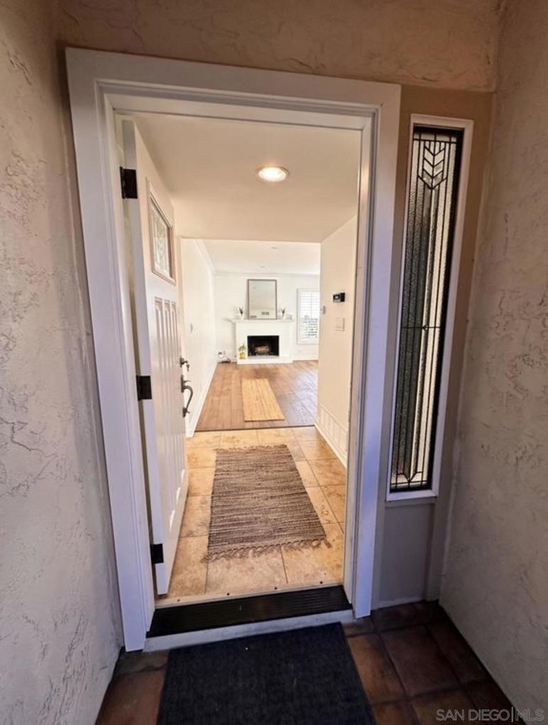 MLS #250045880SD image #4