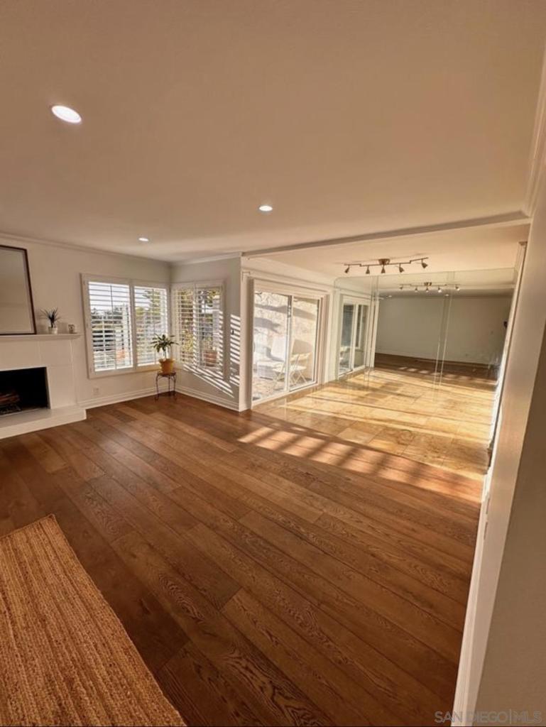 MLS #250045880SD image #8