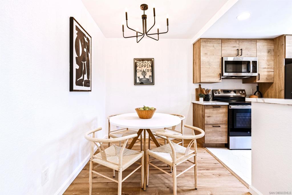 MLS #250045884SD image #8