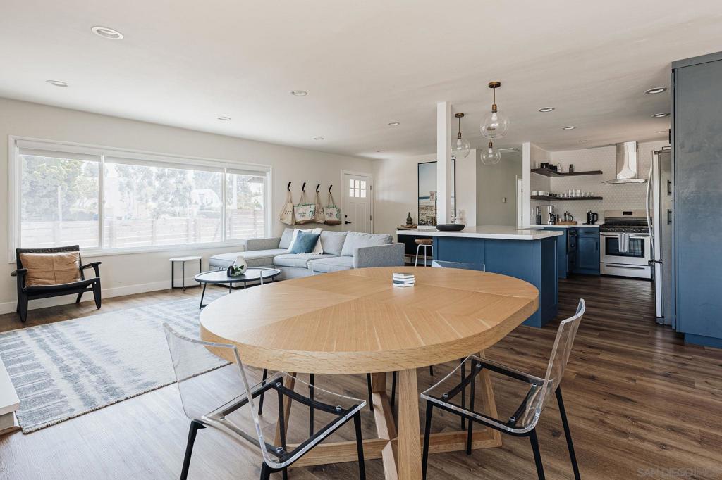 MLS #250045936SD image #11