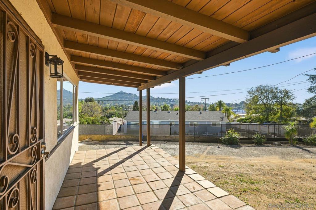 MLS #250045940SD image #5