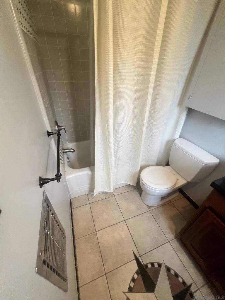 MLS #250045941SD image #10