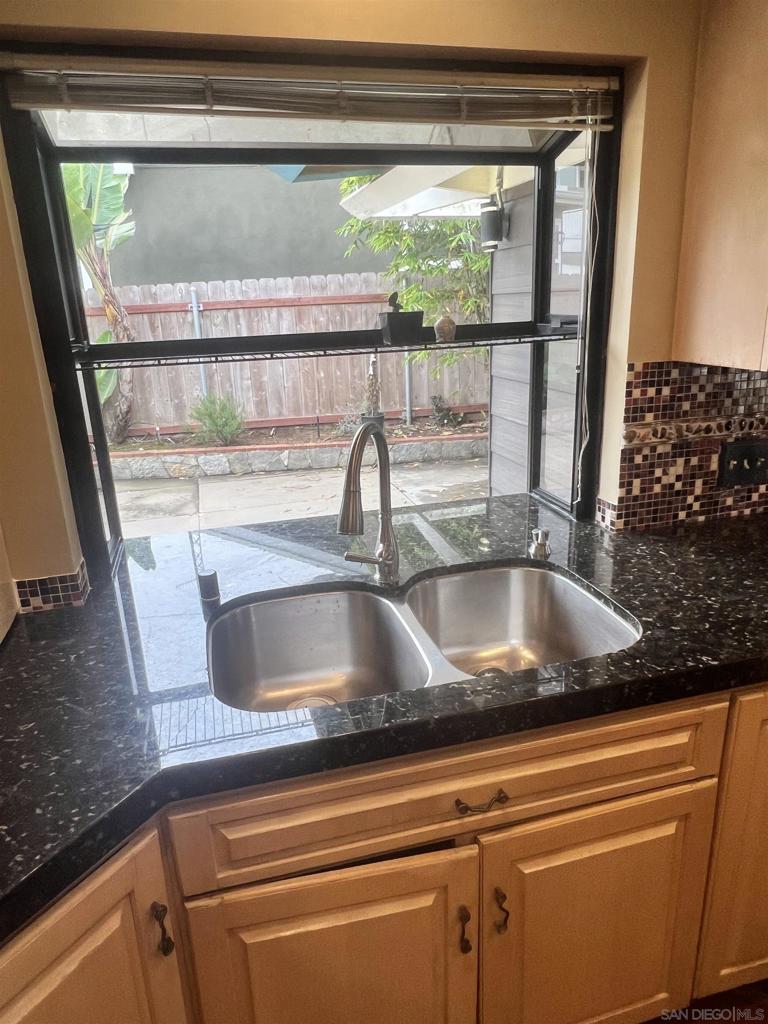 MLS #250045941SD image #24