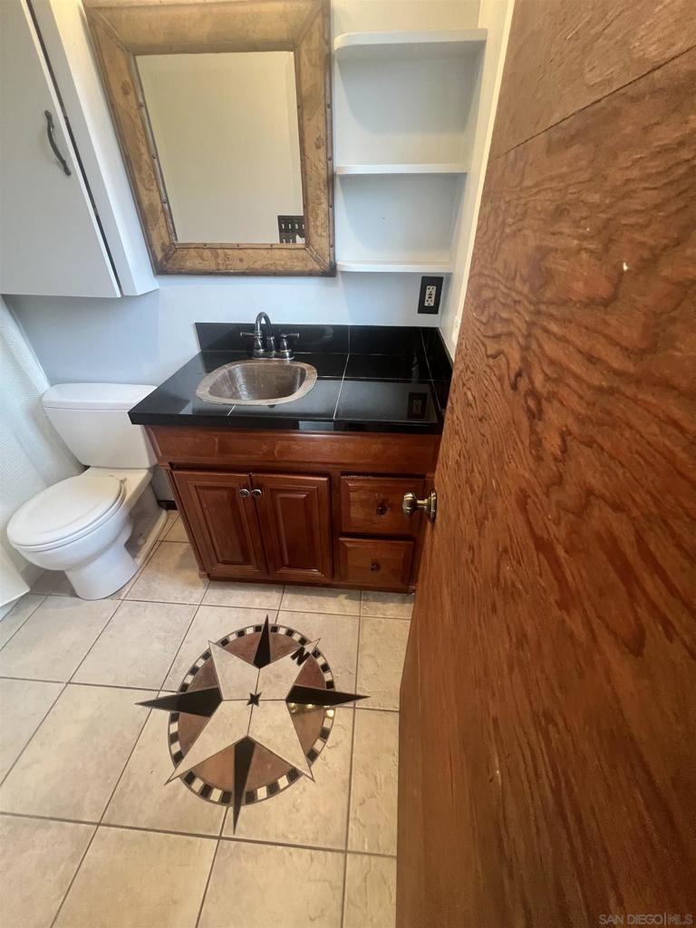 MLS #250045941SD image #9