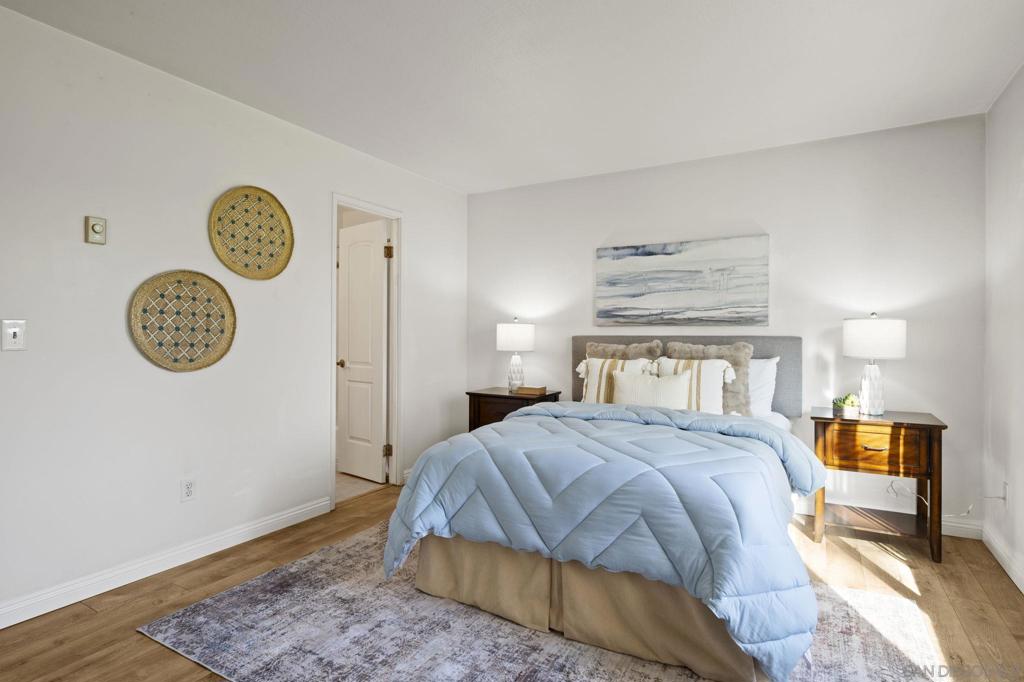 MLS #250045942SD image #17