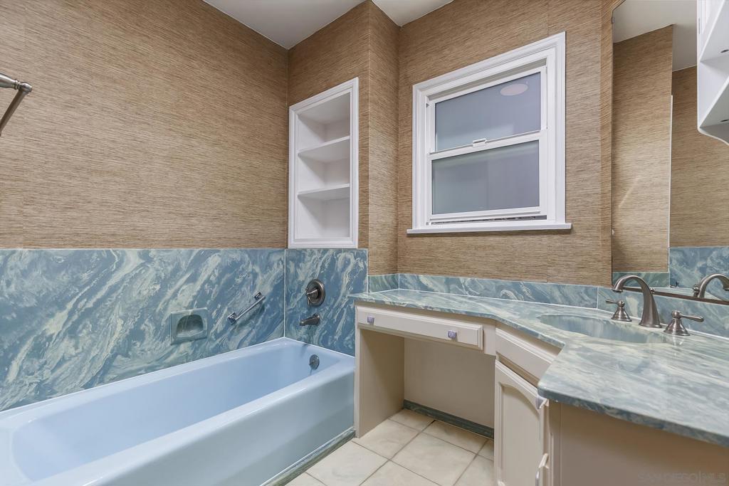 MLS #250045943SD image #39