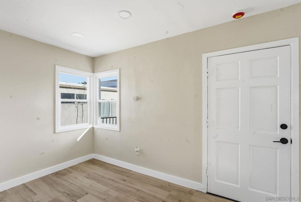 MLS #250045950SD image #26