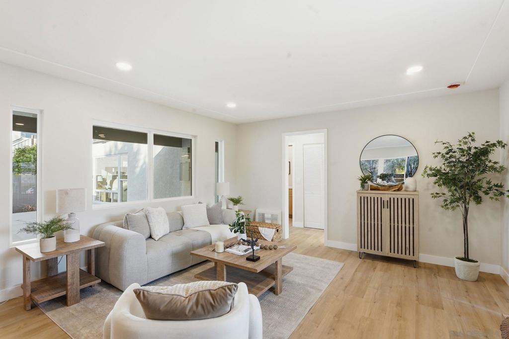 MLS #250045950SD image #4