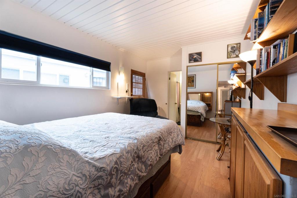 MLS #250045978SD image #11