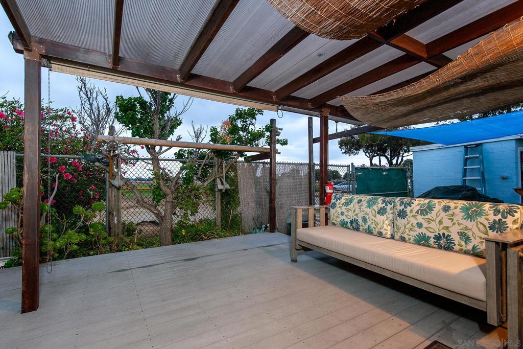 MLS #250045978SD image #20