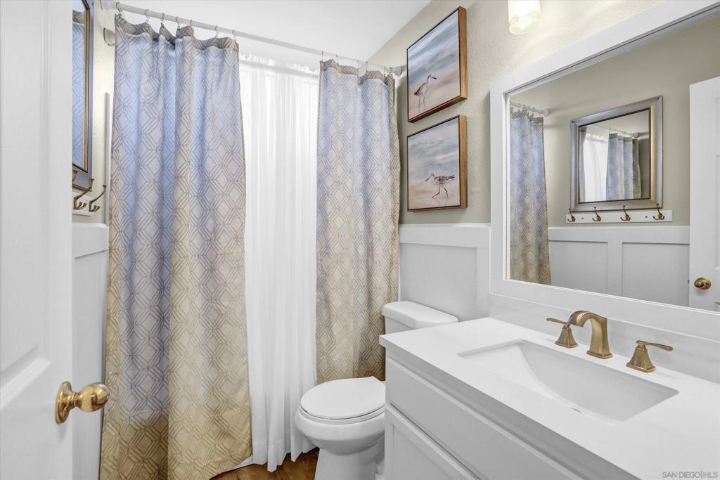 MLS #250046068SD image #17