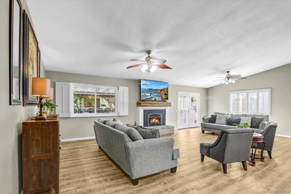 MLS #250046068SD image #4