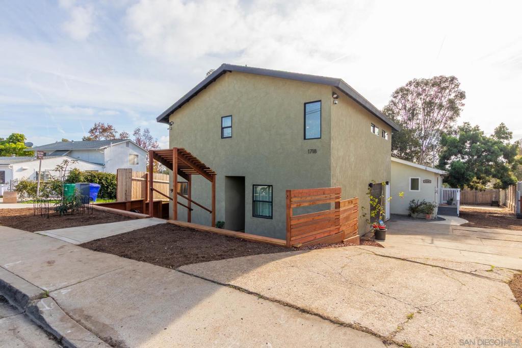 MLS #250046109SD image #24