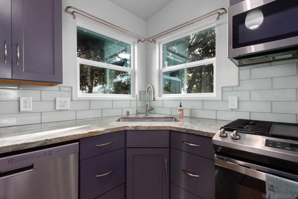 MLS #250046109SD image #28