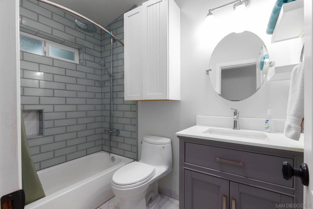 MLS #250046109SD image #34