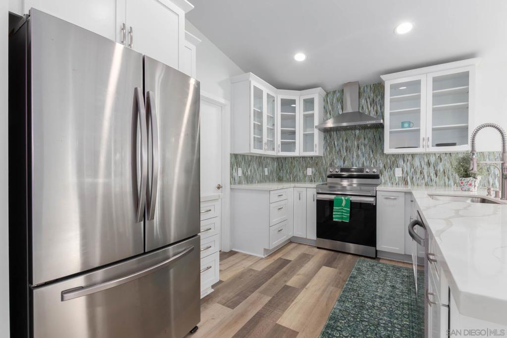 MLS #250046109SD image #4