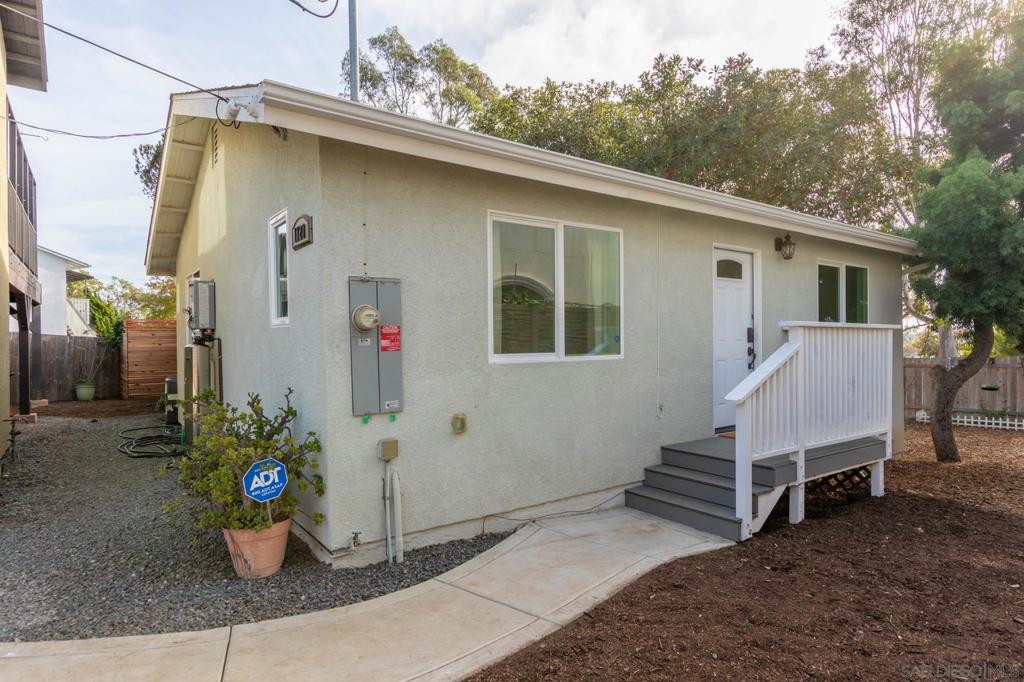 MLS #250046109SD image #44