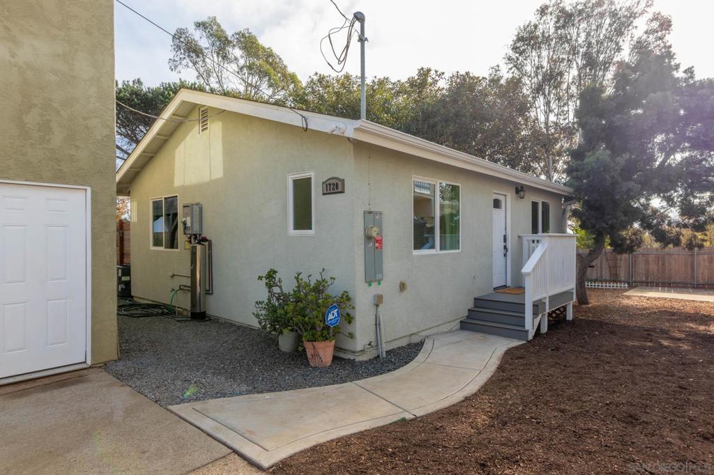 MLS #250046109SD image #45