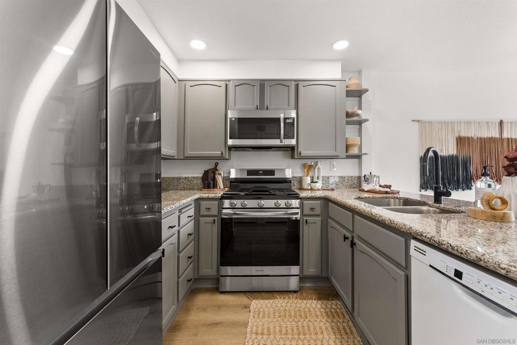 MLS #250046211SD image #6