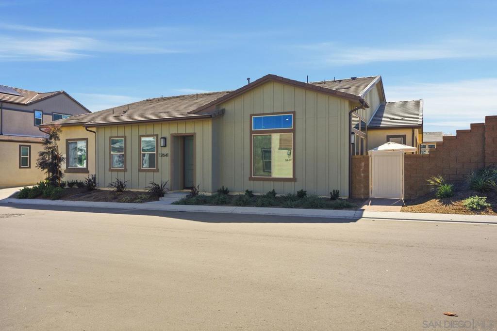 MLS #250046229SD image #1