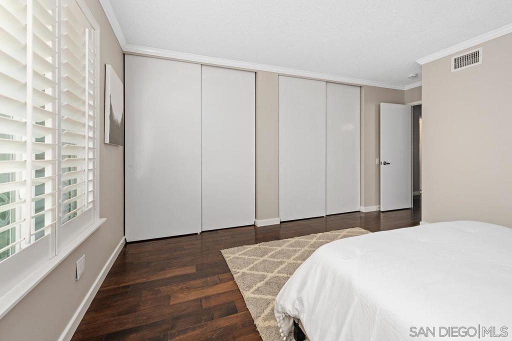 MLS #250046237SD image #17