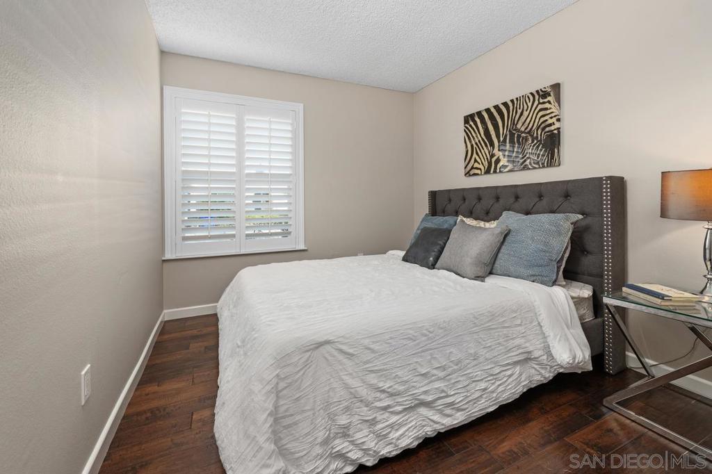 MLS #250046237SD image #21