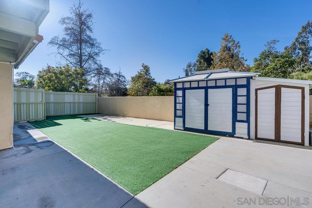 MLS #250046238SD image #18