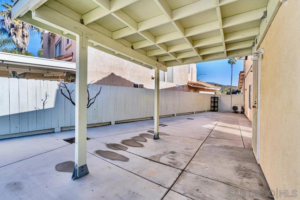 MLS #250046238SD image #38