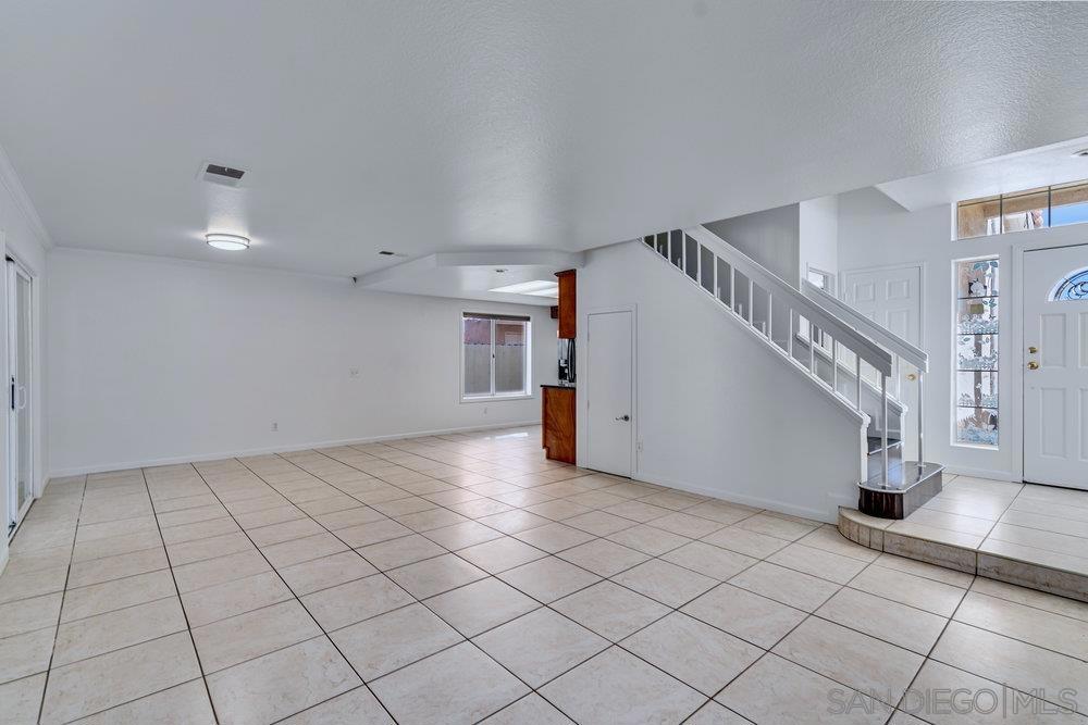 MLS #250046238SD image #4