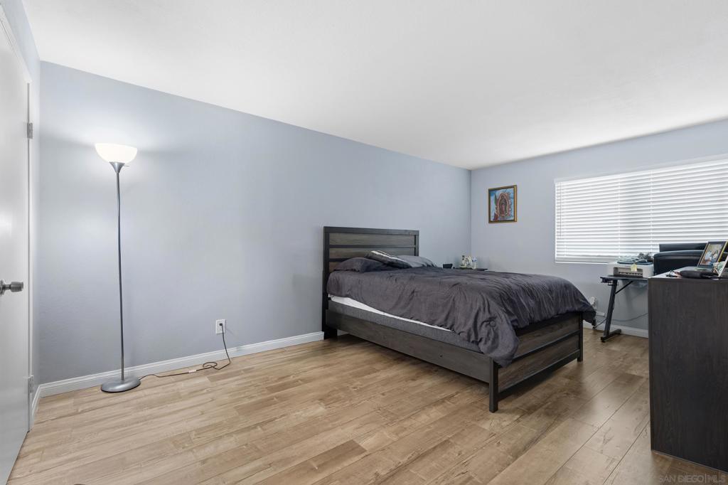 MLS #250046285SD image #10