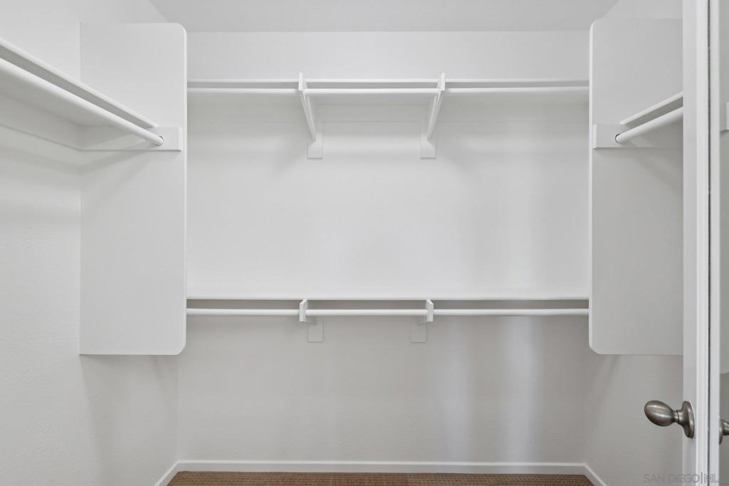 MLS #250046286SD image #34