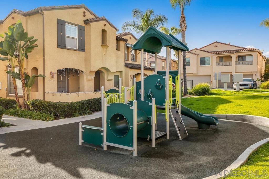 MLS #250046286SD image #41