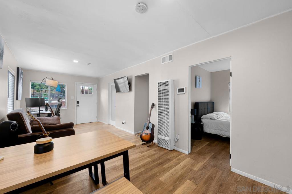 MLS #250046290SD image #10